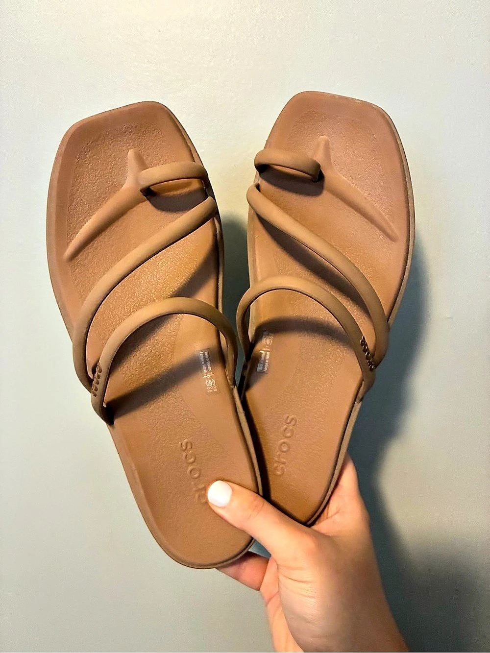 Crocs Miami Thong Sandal Brown Like New